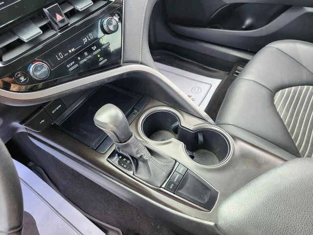 Used 2023 White Toyota SE image 35