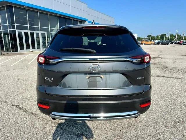 Used 2022 Gray Mazda Touring Plus image 4