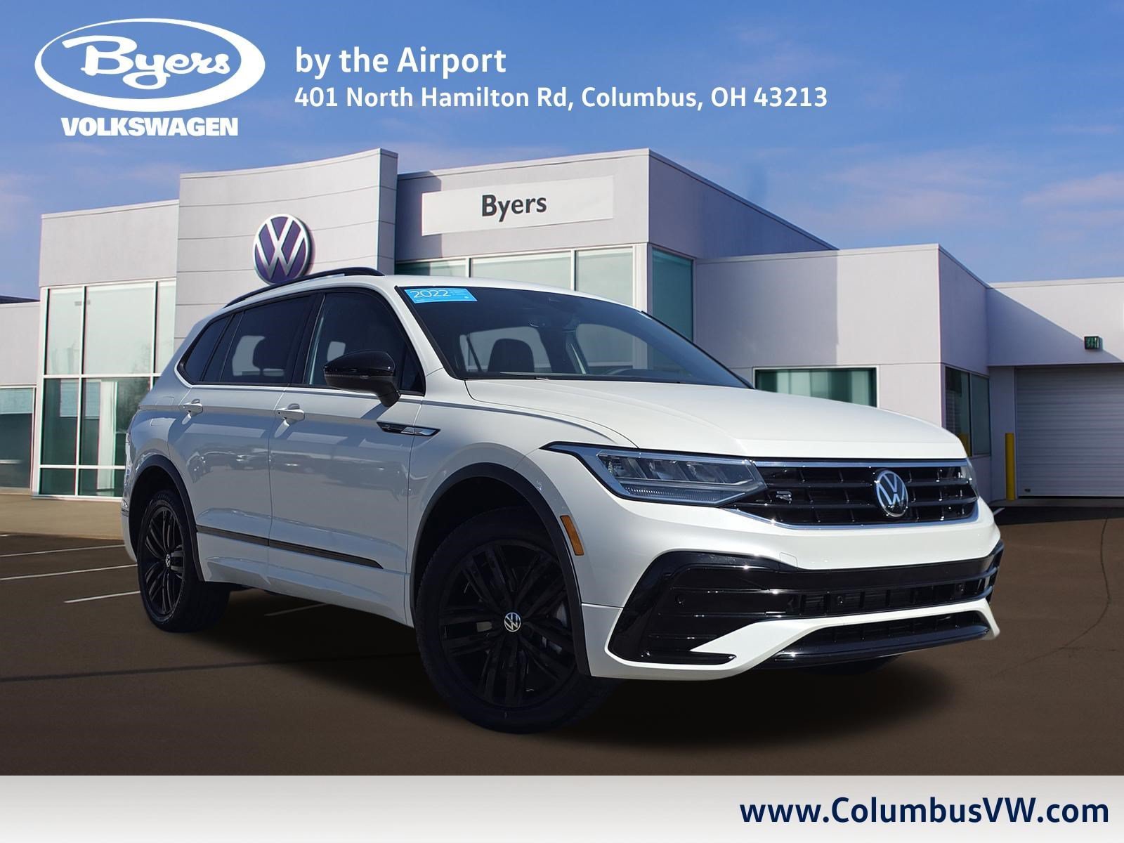Certified Used 2022 Oryx White Pearl Volkswagen SE R-Line Black image 1