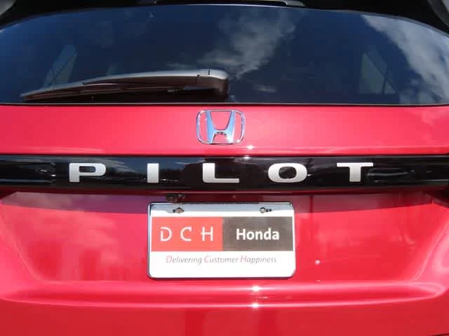 New 2026 Radiant Red Metallic II Honda EX-L image 7