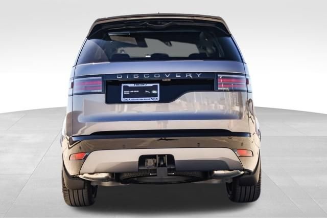Used 2025 Gray Land Rover Dynamic SE image 5