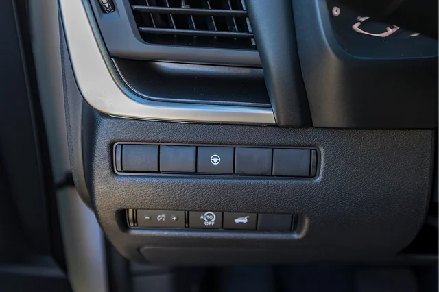 2026 Nissan Rogue SV - Photo 11