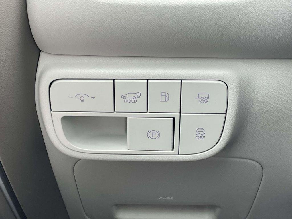 New 2026 Red Hyundai SEL Premium 7P image 18