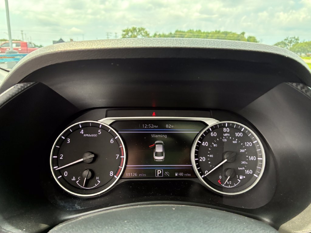 Used 2024 White Nissan SR image 11