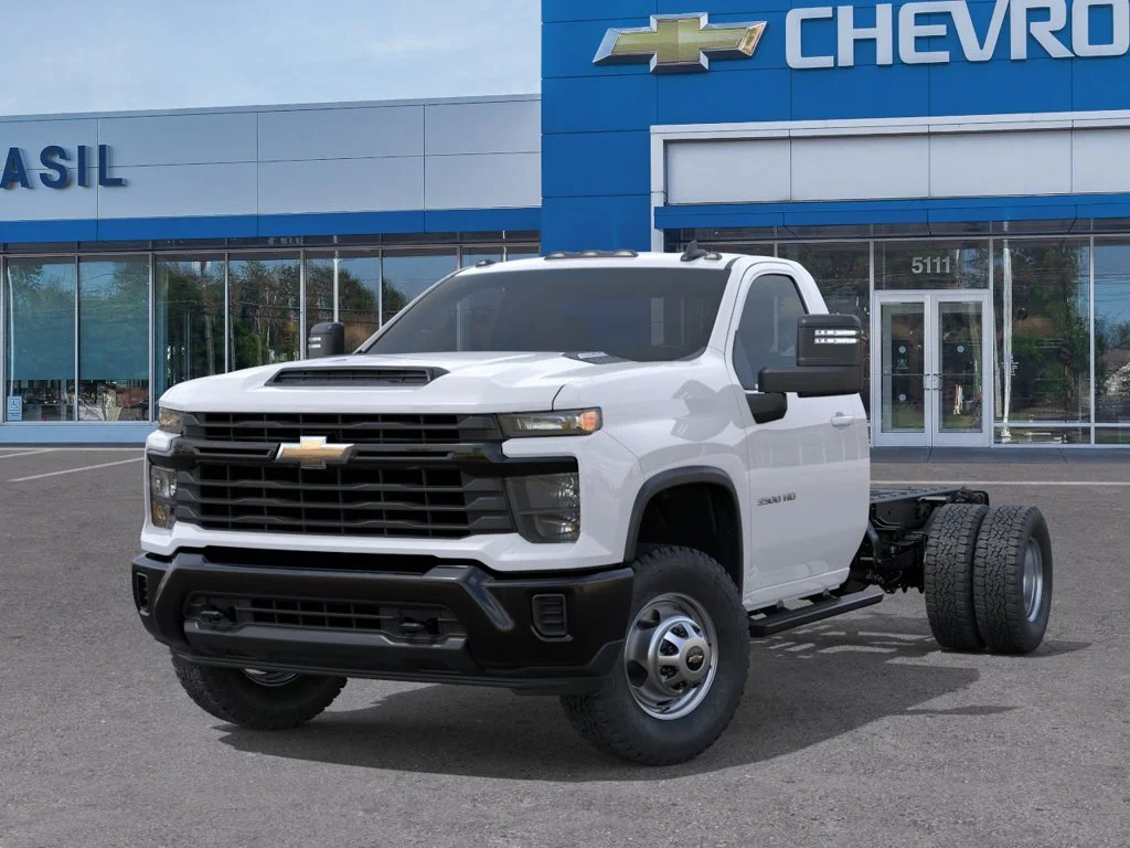 New 2026 Summit White Chevrolet Work Truck image 6