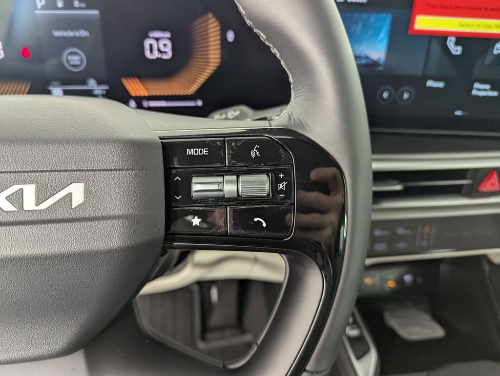 New 2026 Wolf Gray Kia S image 23