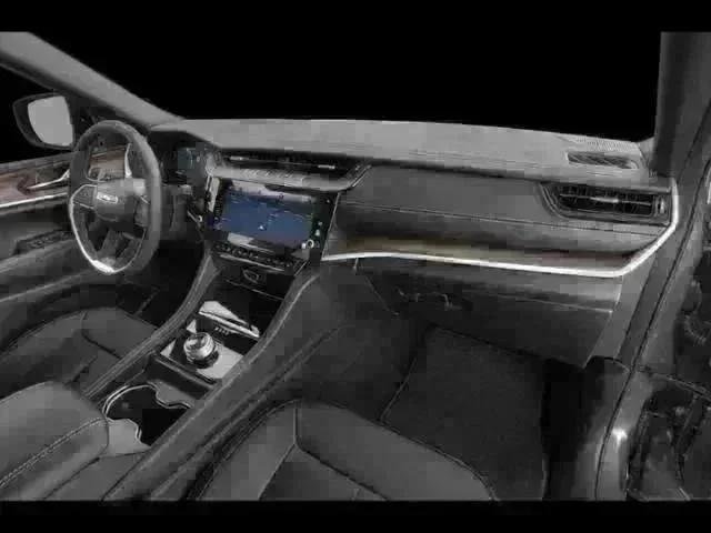 New 2026 Baltic Gray Metallic Clear-Coat Exterior Paint Jeep Laredo image 12