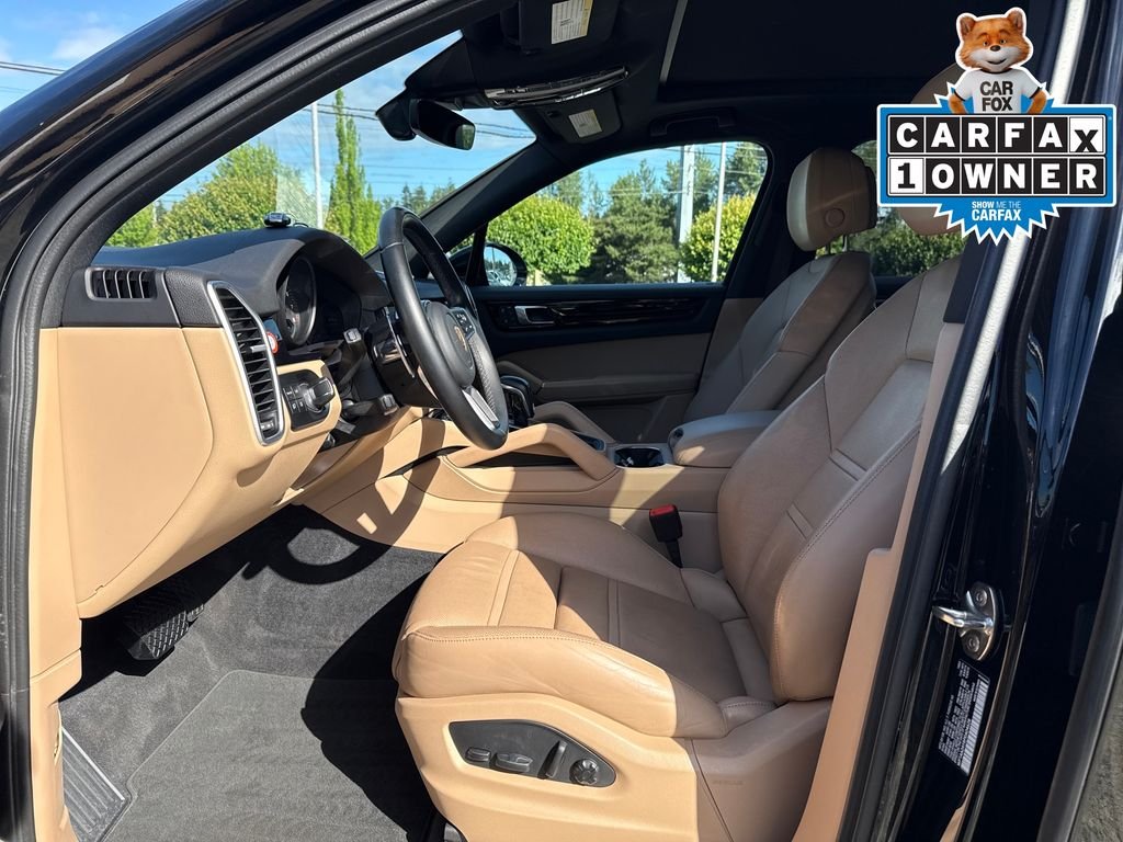 Used 2023 Black Porsche  image 10