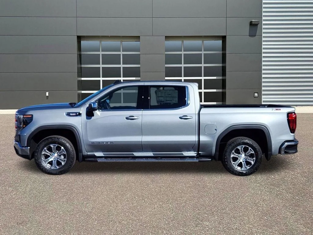 2026 GMC Sierra 1500 SLE - Photo 2