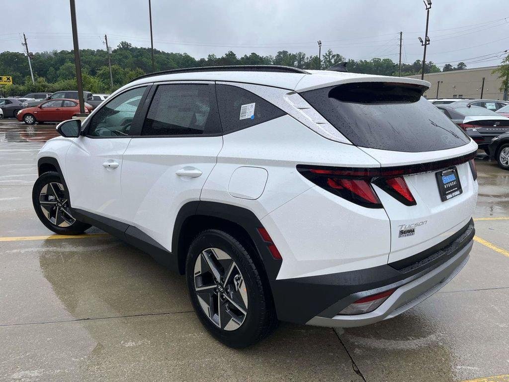 New 2026 White Hyundai SEL FWD image 30