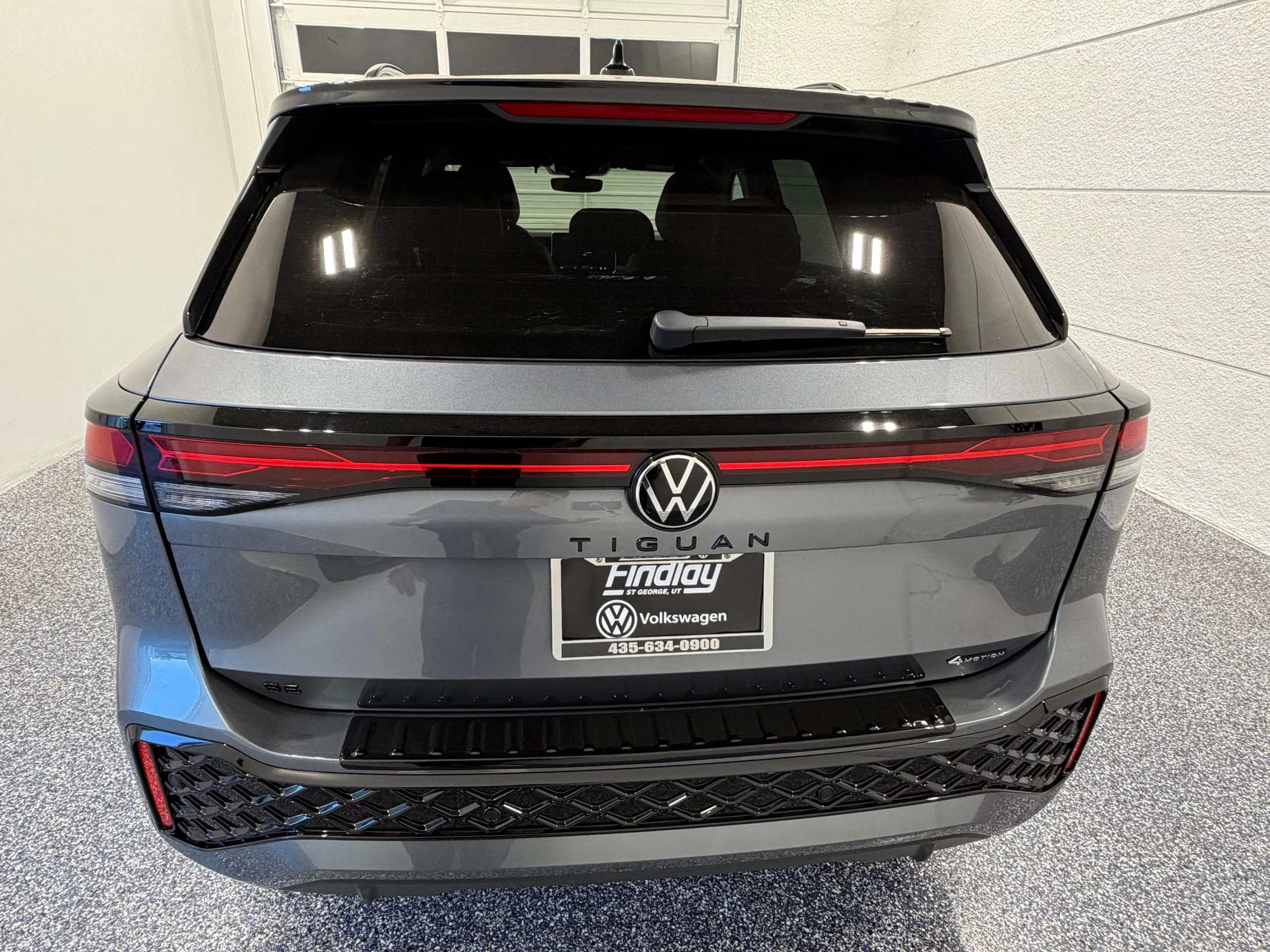 New 2026 Gray Volkswagen SE R-Line Black image 5