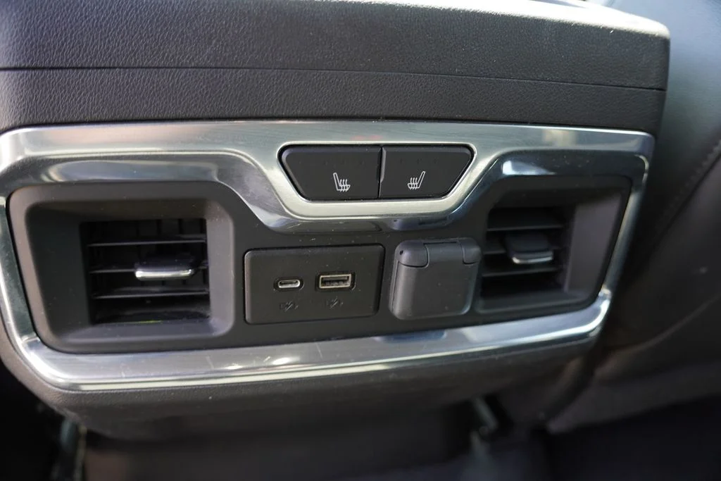 Used 2020 Onyx Black GMC AT4 image 20