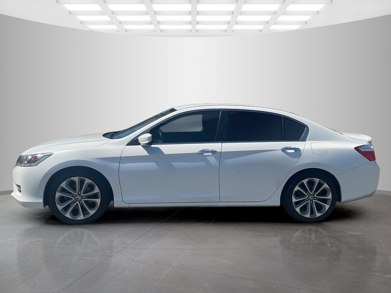 Used 2014 Honda Accord Sport with VIN 1HGCR2F57EA301630 for sale in Merced, CA