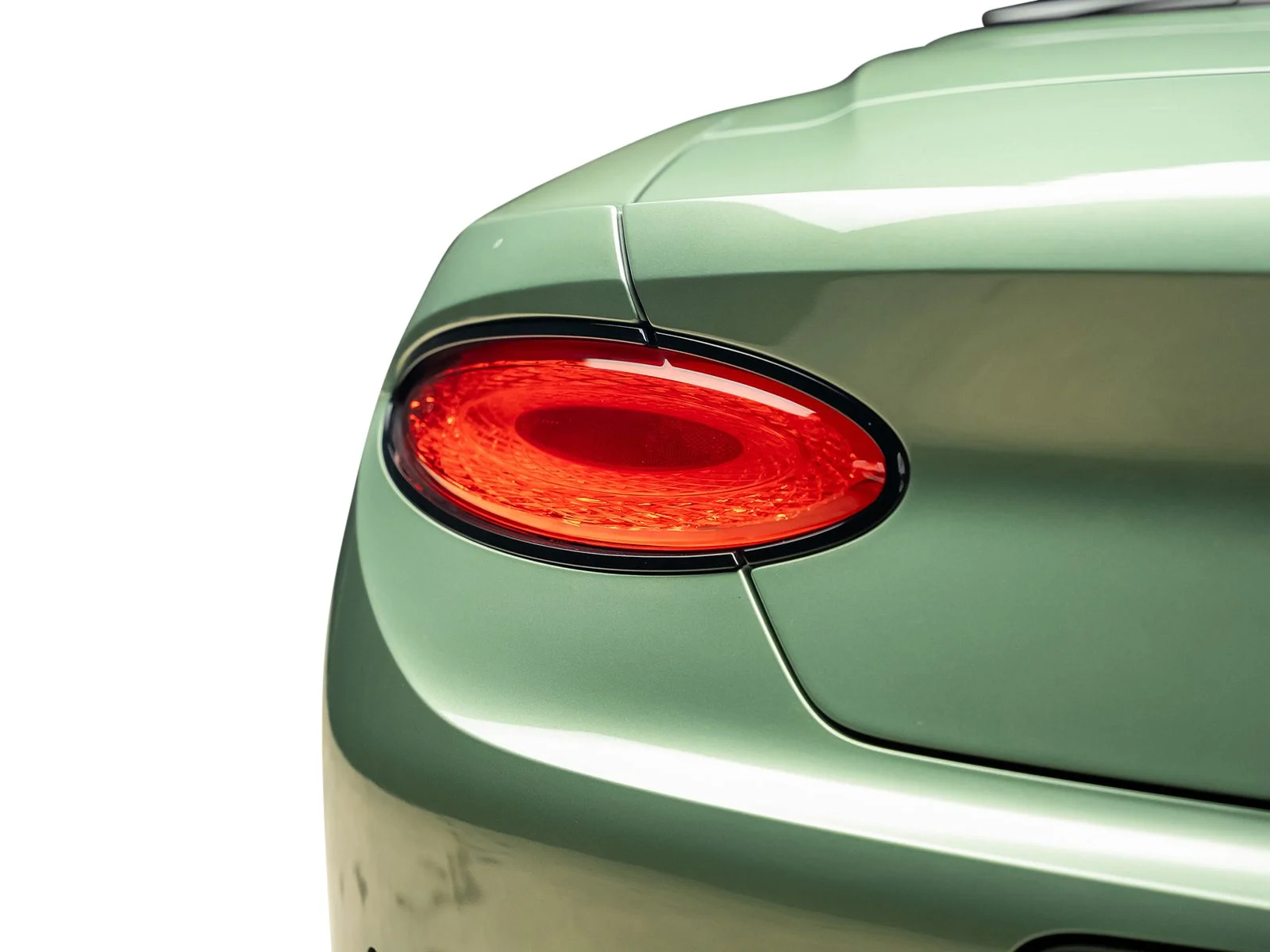 Used 2021 Green Bentley V8 image 18