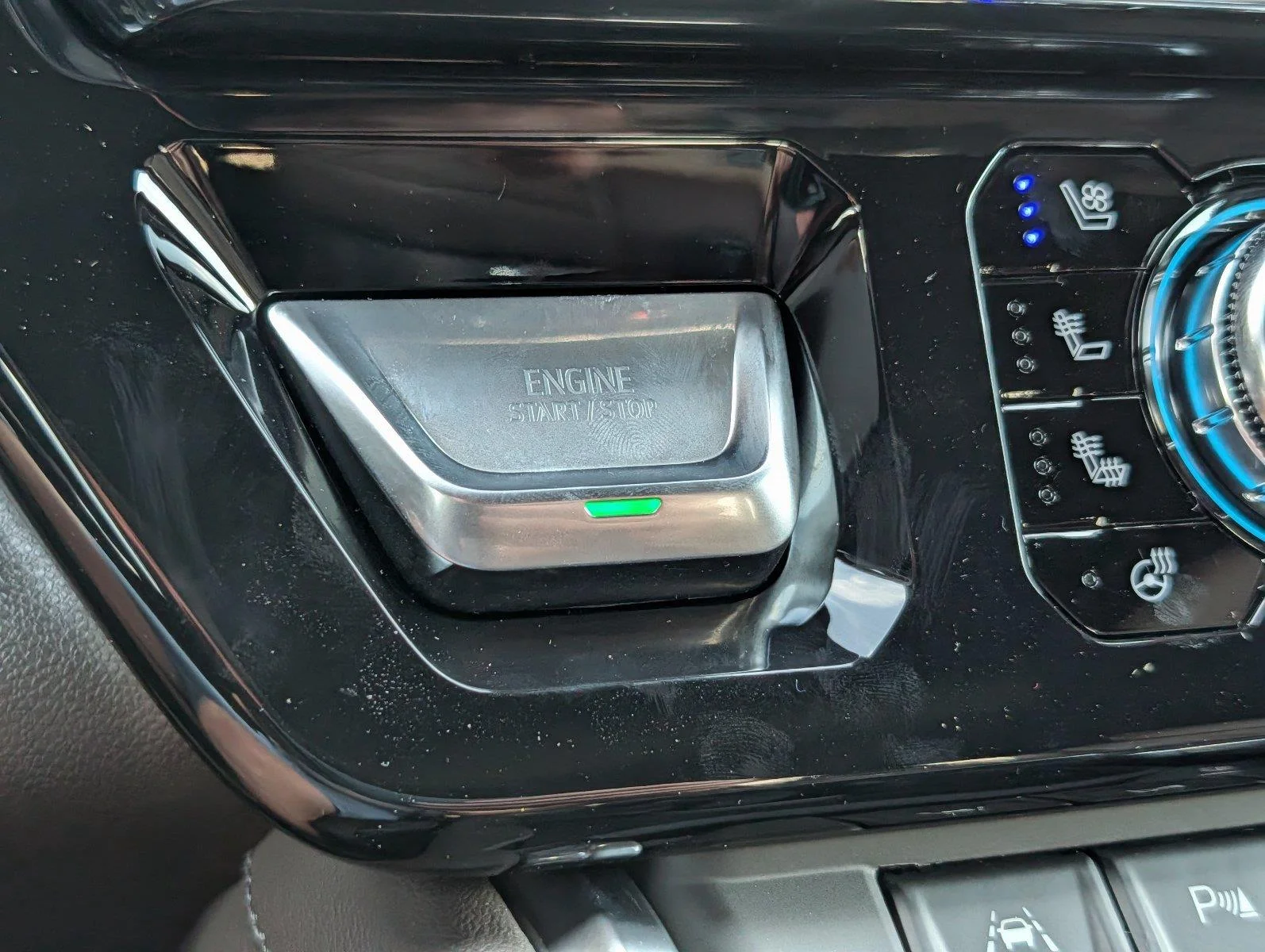 New 2026 Glacier White Tricoat GMC Denali image 23