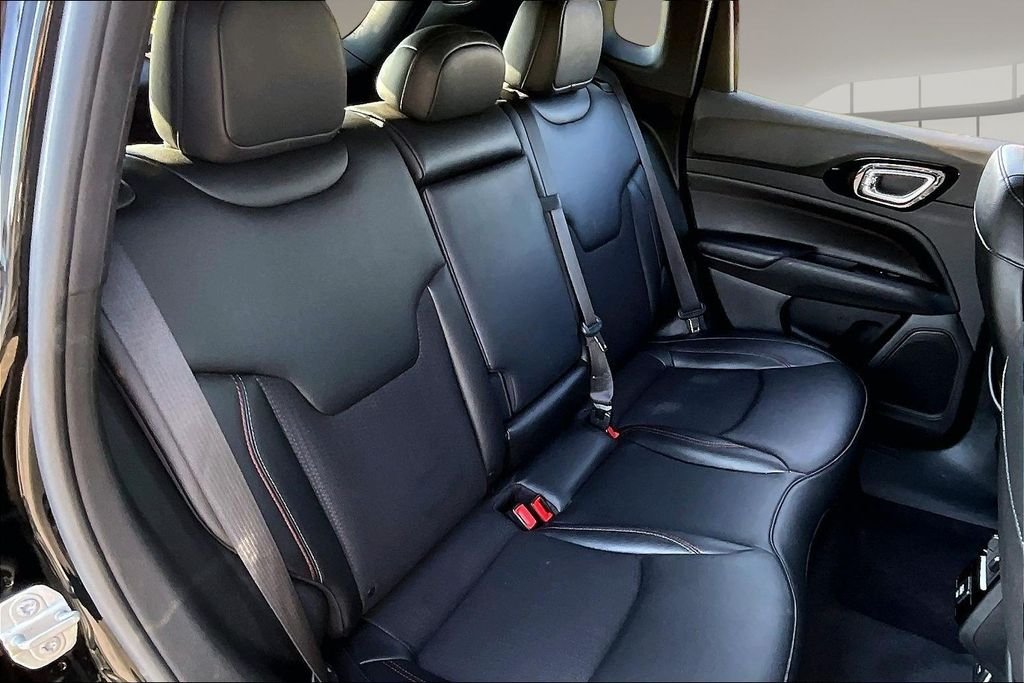 Used 2024 Black Jeep Trailhawk image 29