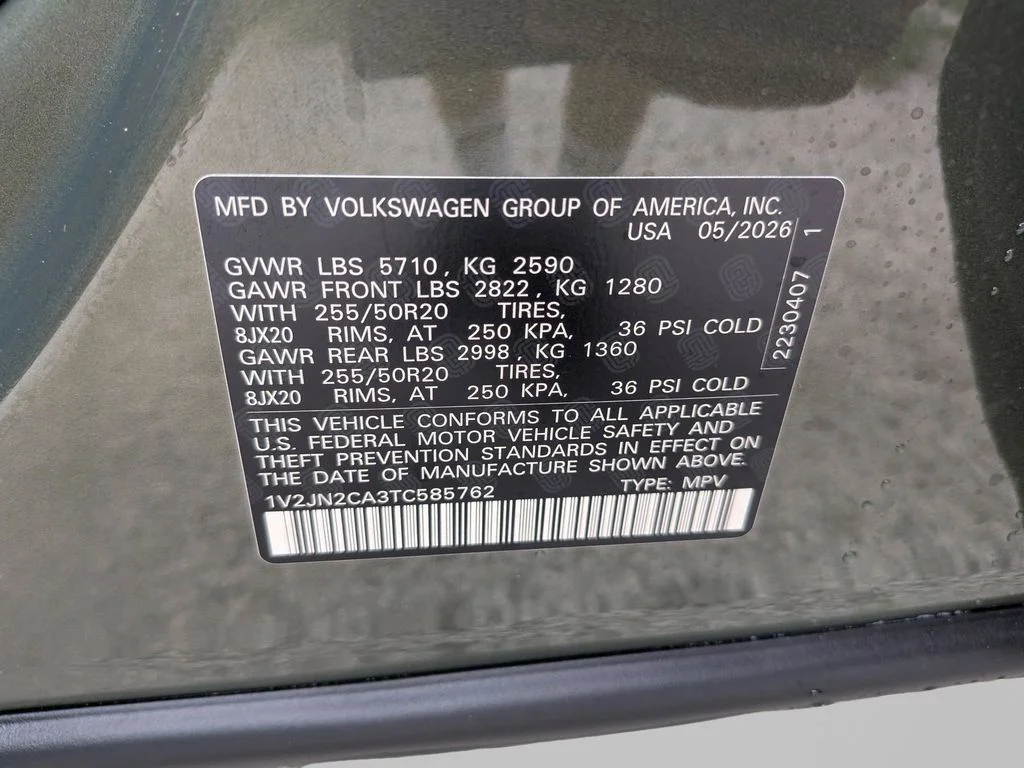 New 2026 Green Volkswagen 2.0T SE w/Technology image 33