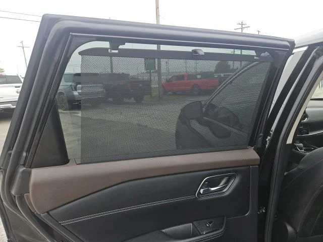 Used 2023 Black Nissan Platinum image 15