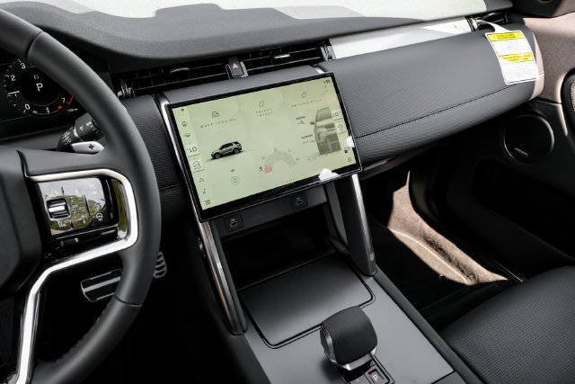 New 2026 Carpathian Grey Land Rover Landmark image 30