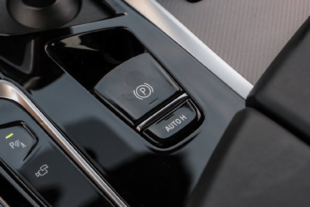 Used 2022 Black BMW Base image 38