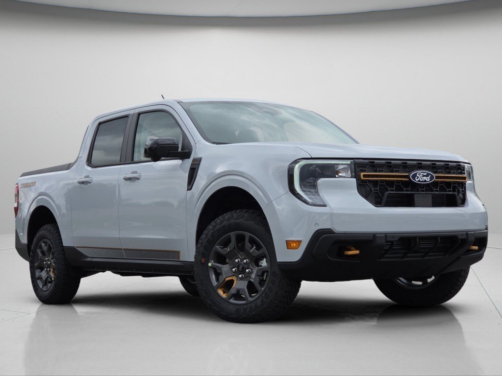 New 2026 Space White Metallic Ford Tremor image 2