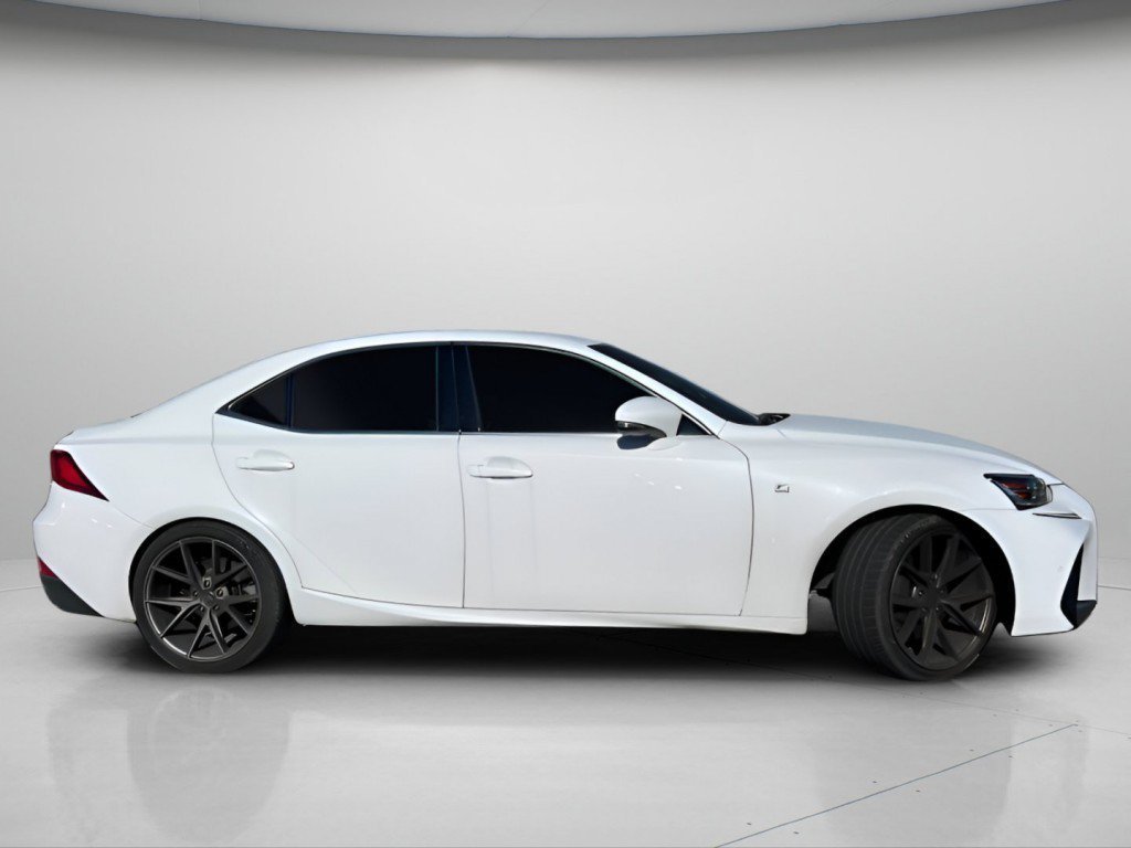 Used 2020 Ultra White Lexus 300 image 3