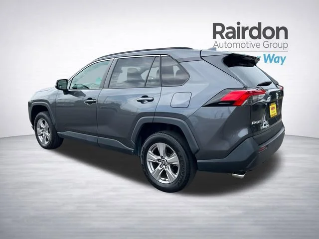 Used 2022 Magnetic Gray Metallic Toyota XLE image 5