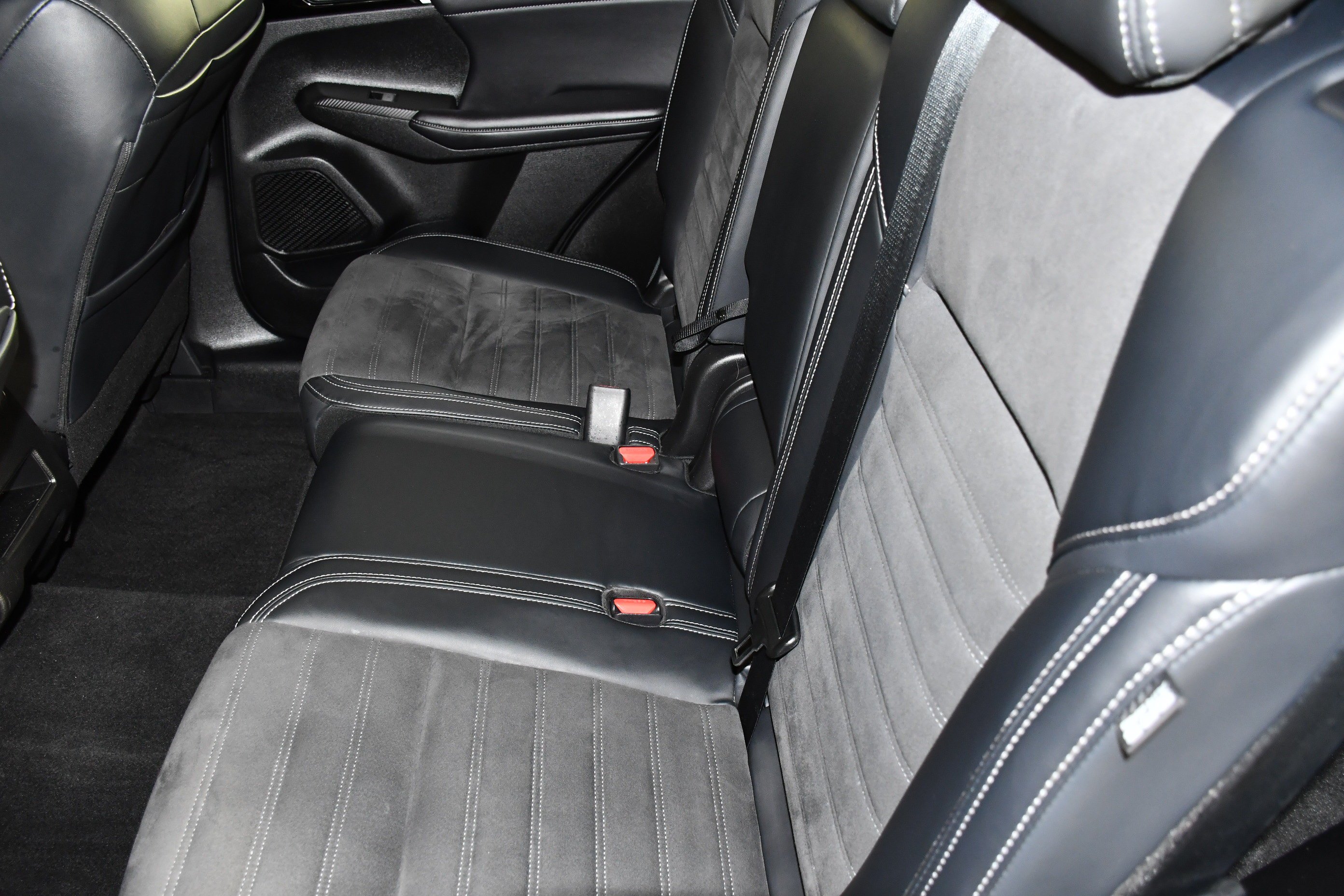 Used 2024 Red Diamond Mitsubishi SE image 44