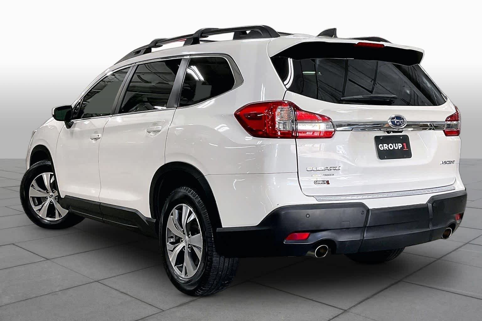 Used 2019 Crystal White Pearl Subaru Premium image 12