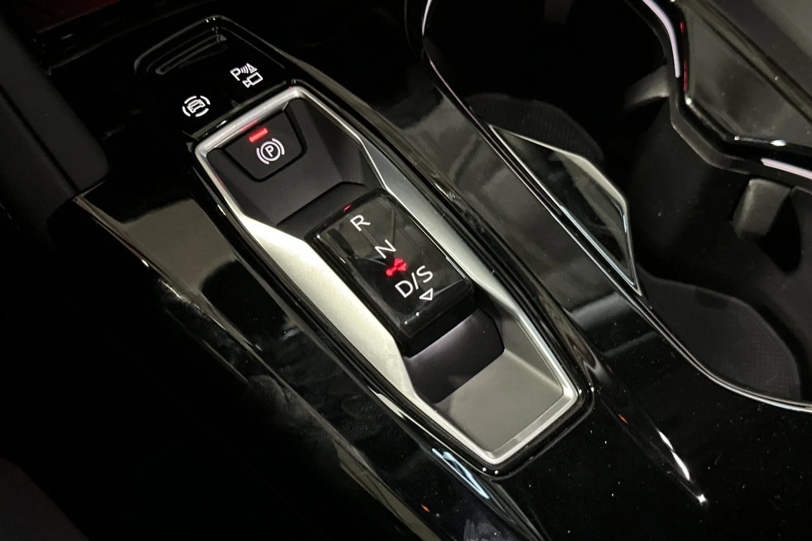 New 2026 Tambora Gray Metallic Audi Premium Plus 2.0 TFSI quattro image 21