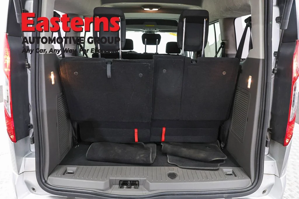 Used 2021 Silver Ford XLT image 9