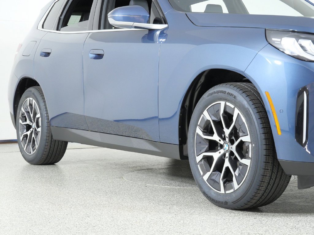 New 2026 Arctic Race Blue metallic BMW 30 xDrive image 6