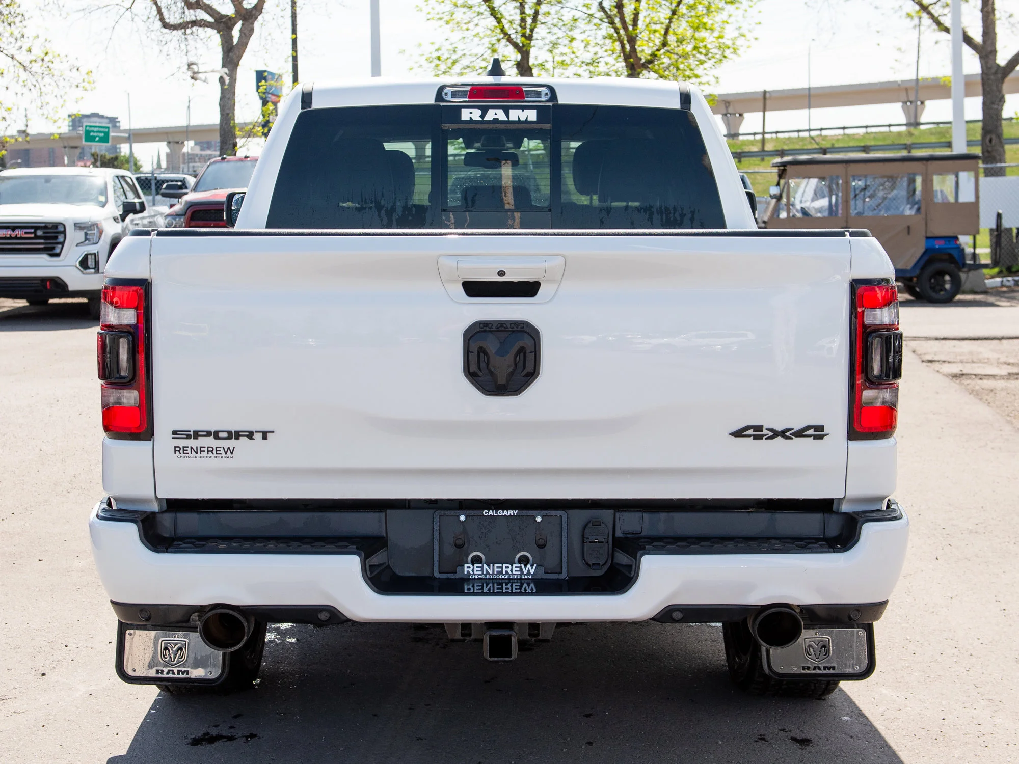 Certified Used 2020 White RAM Sport * One Owner | Panoramic Sunroof | Apple CarPlay | Remote Start | HEMI V8 image 14