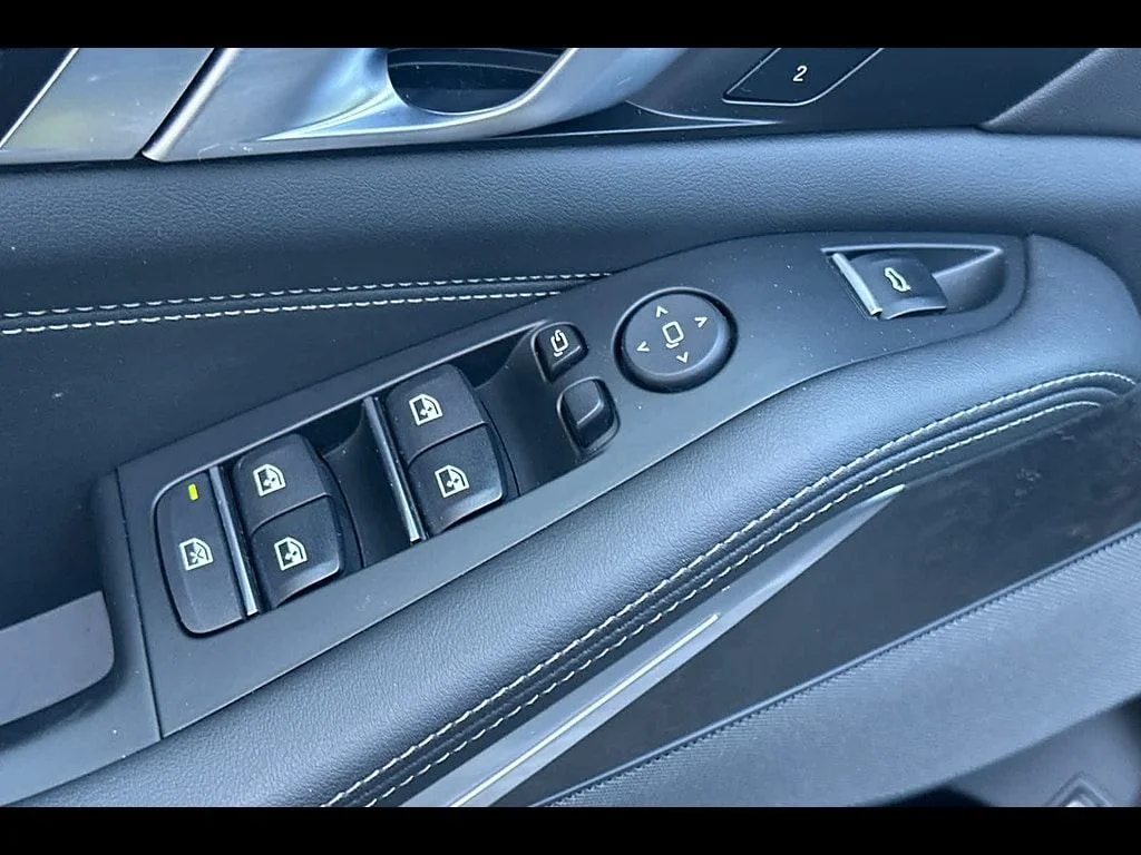 Used 2025 Gray BMW xDrive50e image 11