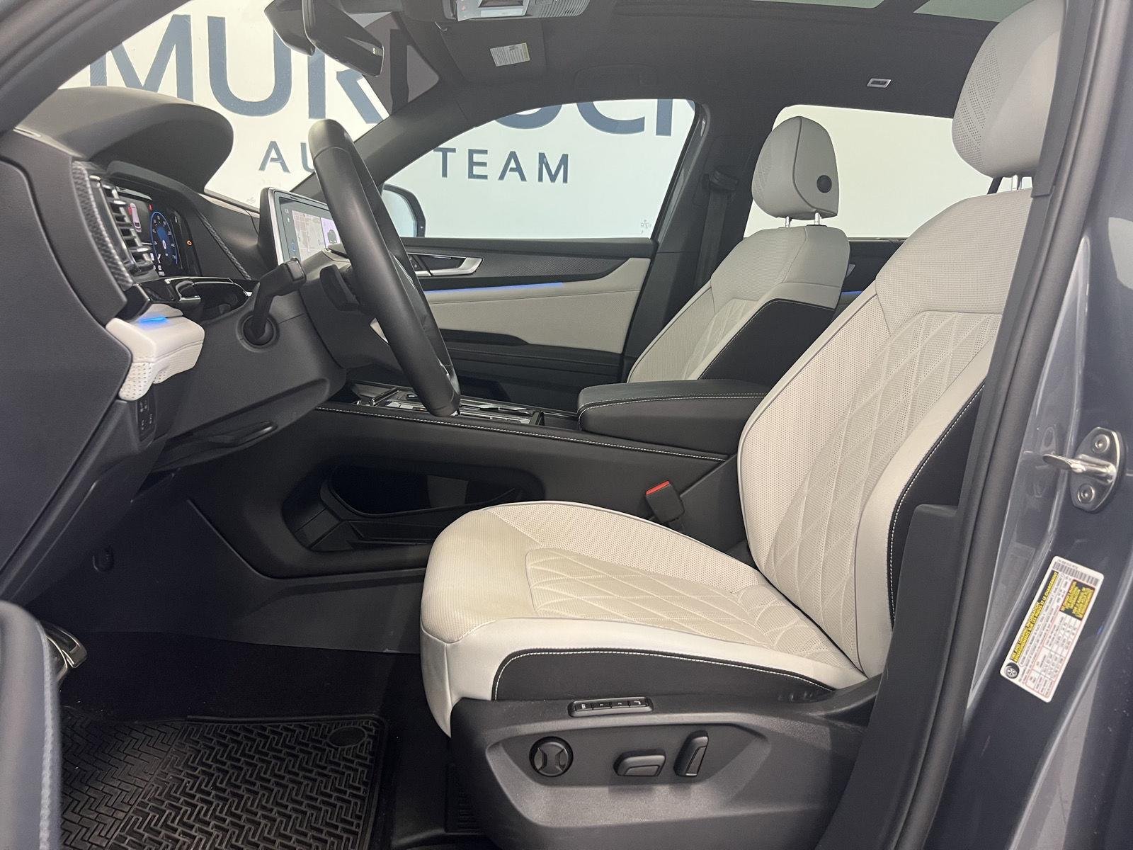 2025 Volkswagen Atlas Cross Sport SEL Premium R-LINE - Photo 12