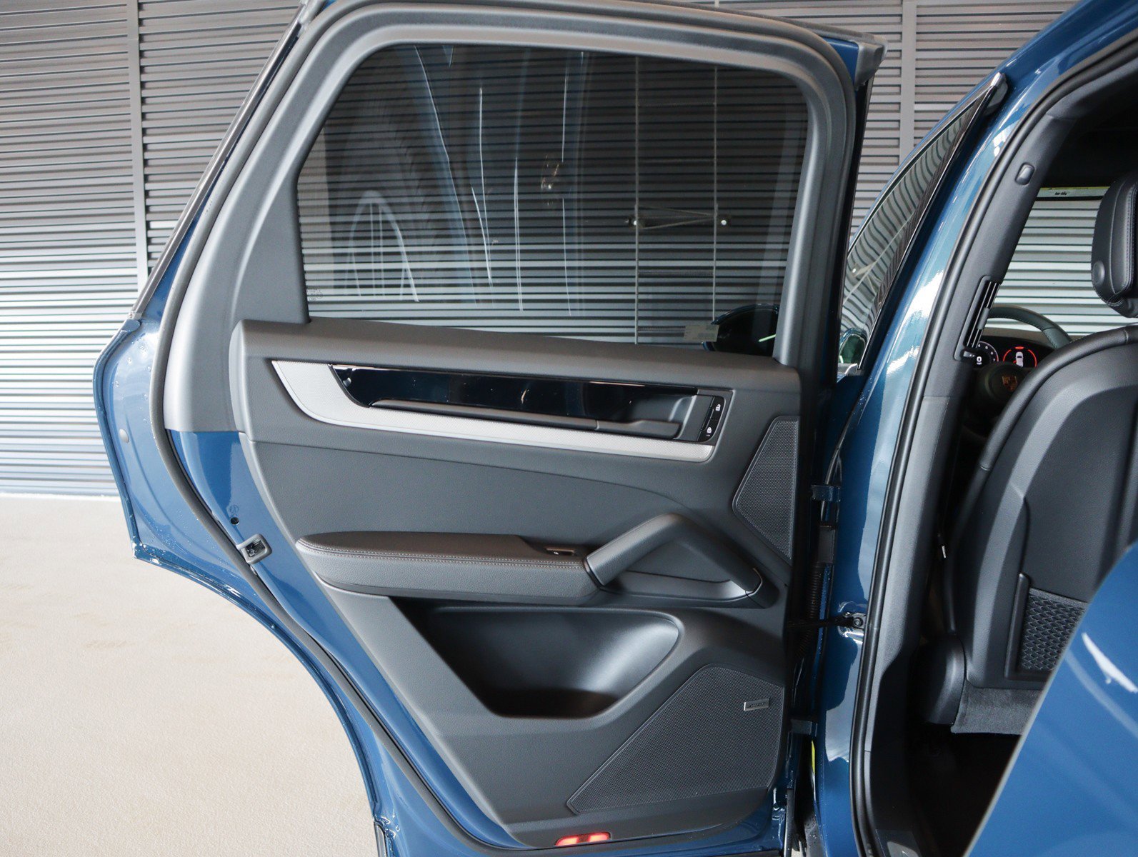 New 2026 Montego Blue Metallic Porsche  image 22