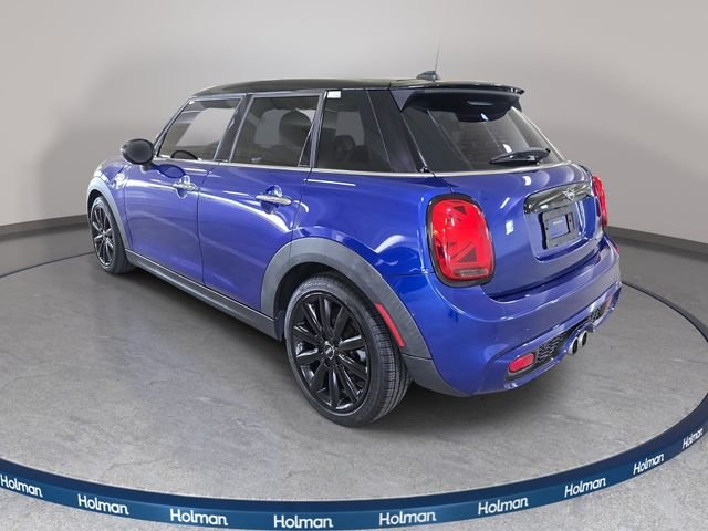 Used 2019 Blue MINI Signature image 9