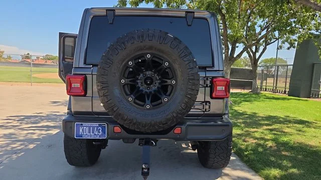 Used 2018 Gray Jeep Unlimited Sahara image 51