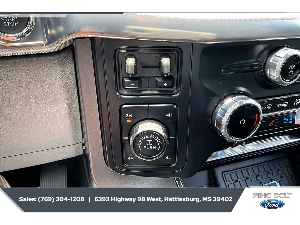 New 2026 Avalanche Ford Lariat® image 22