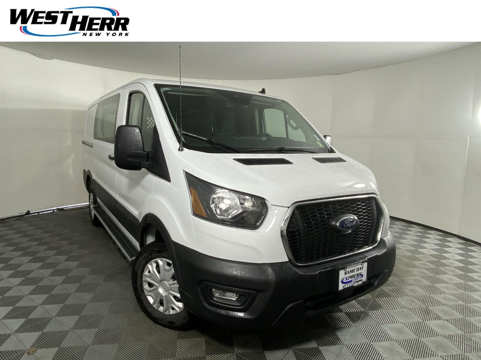Used 2025 Oxford White Ford Base image 1