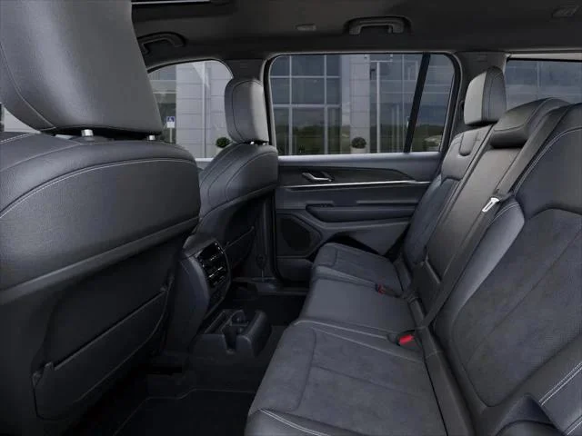 New 2026 Bright White Clear-Coat Exterior Paint Jeep Laredo image 51