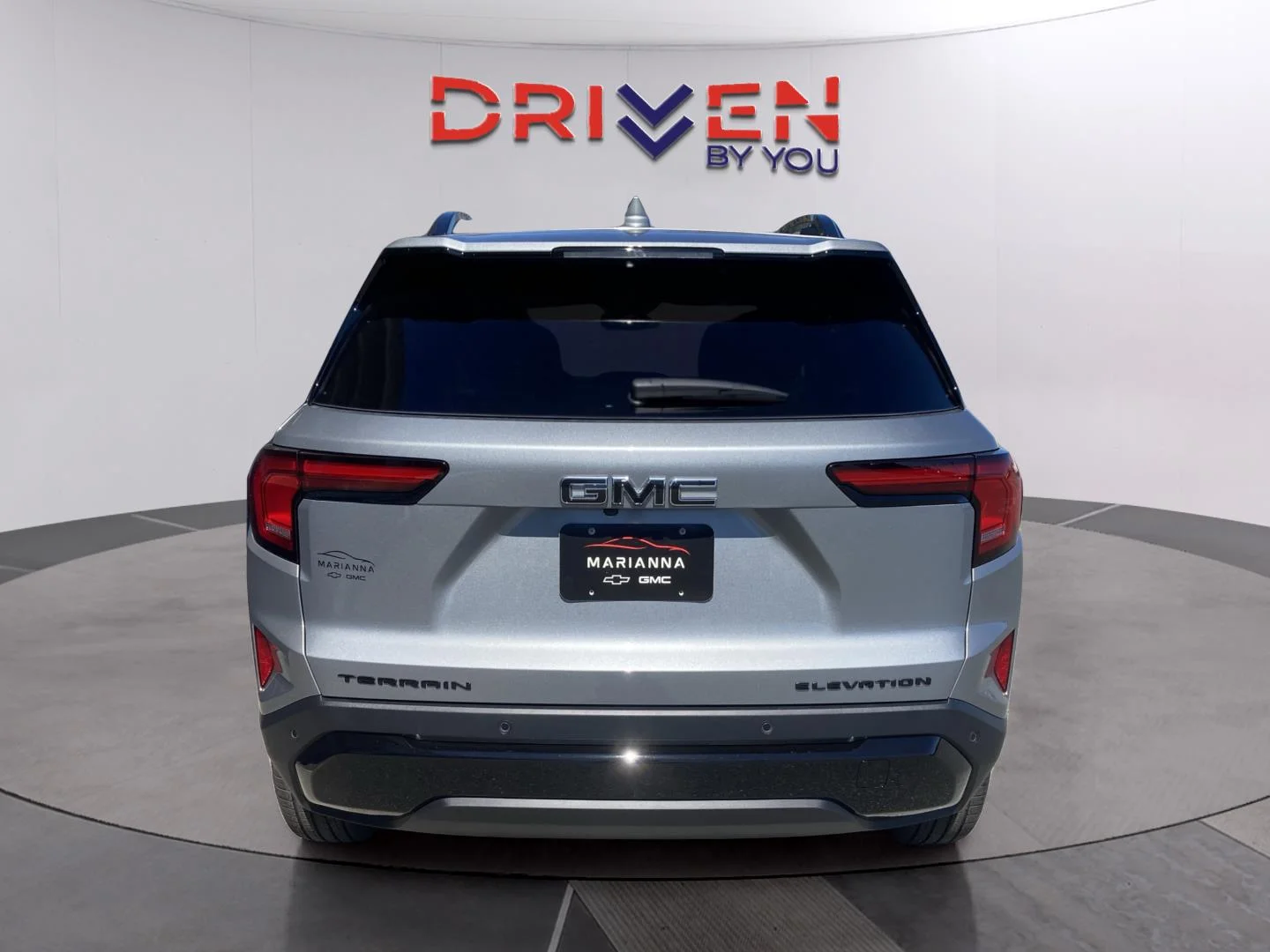 New 2026 Sterling Metallic GMC Elevation image 4