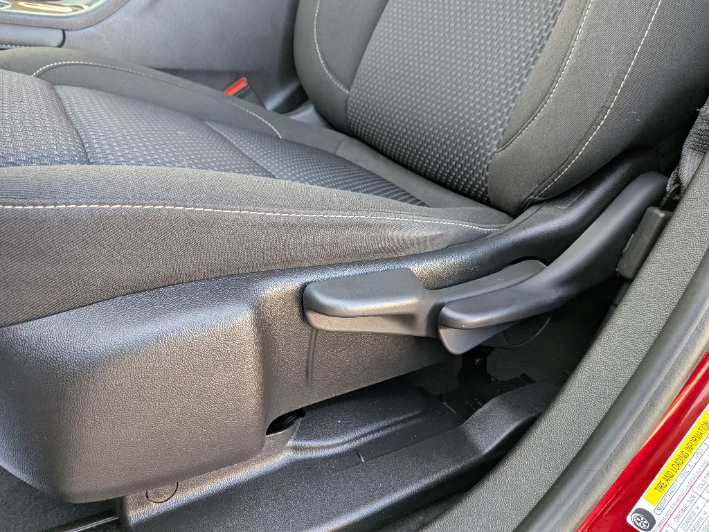 Used 2021 Cayenne Red Tintcoat GMC SLE image 25
