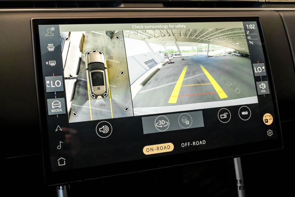 New 2026 Fuji White Land Rover SE image 24