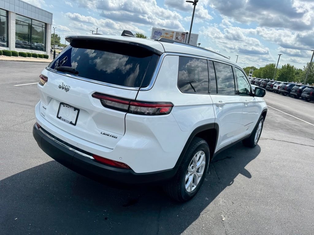 Used 2023 Bright White Clearcoat Jeep Limited image 7