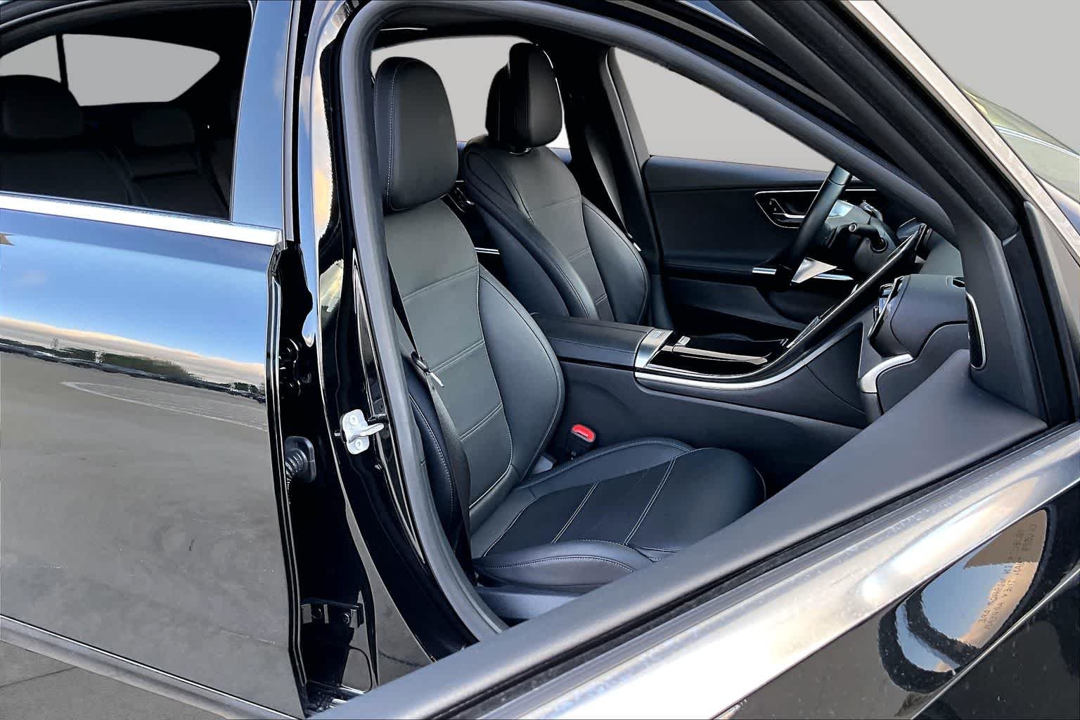 Used 2024 Black Mercedes-Benz C 300 image 9