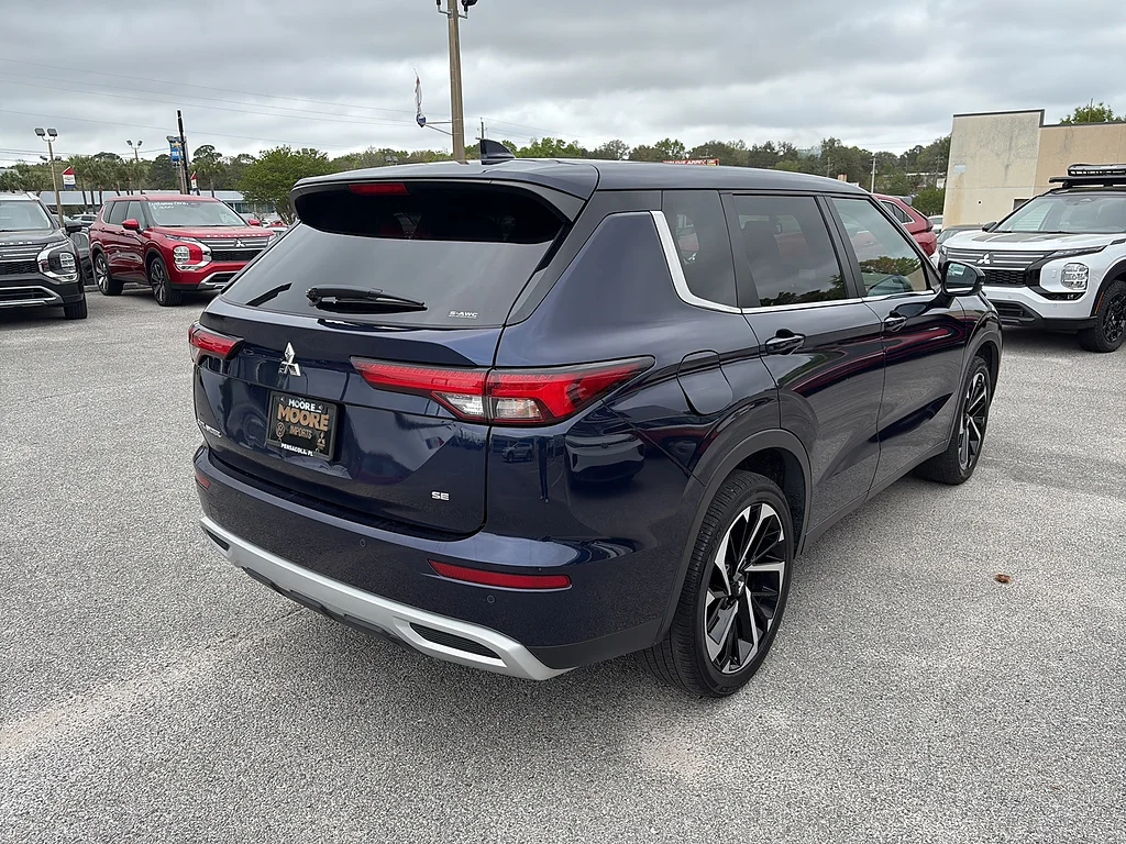 Used 2024 Cosmic Blue Metallic Mitsubishi  image 6