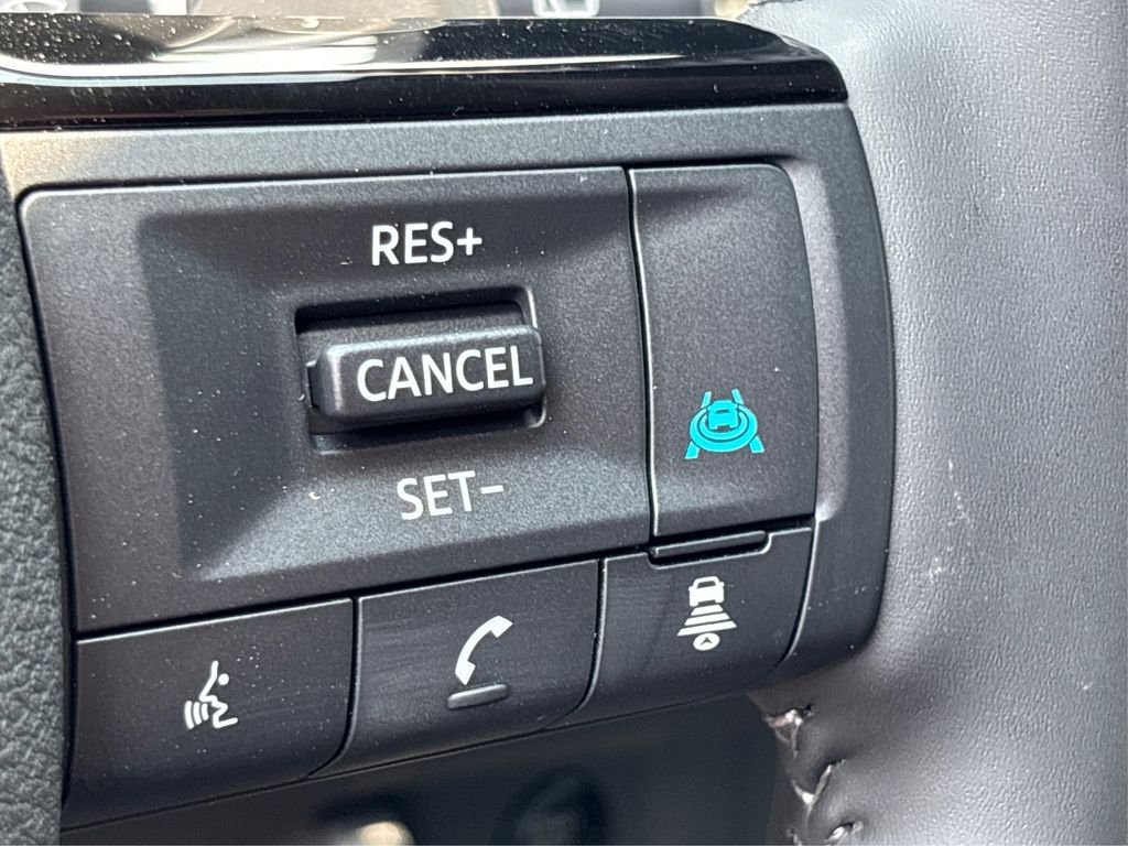 Used 2025 Gray Nissan SL image 28