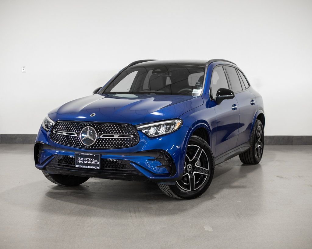 2026 Mercedes-Benz GLC GLC 300 4MATIC's photo