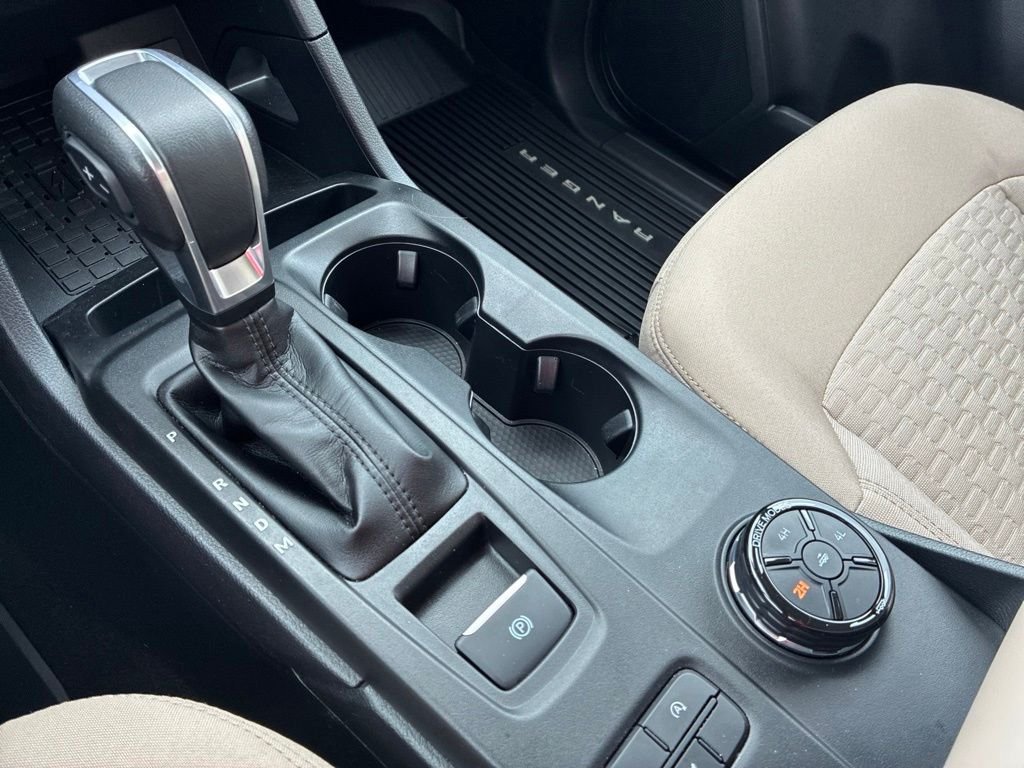 Used 2025 Carbonized Gray Metallic Ford XLT image 29